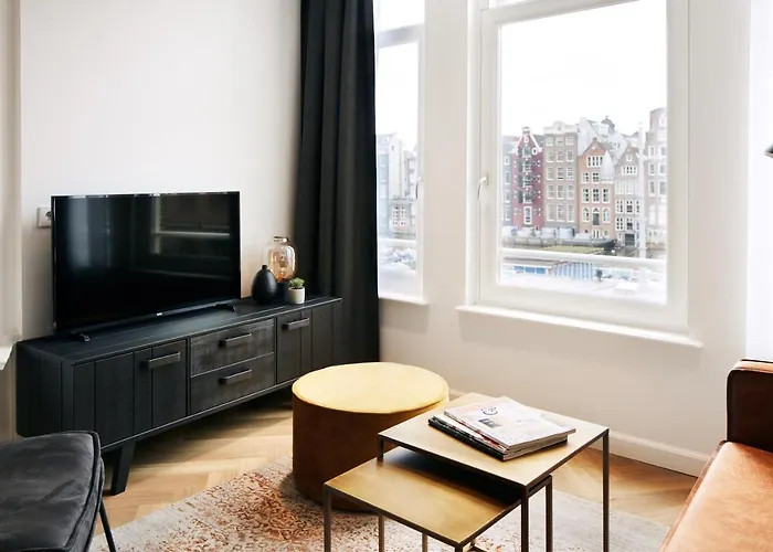 Damrak Short דירה *