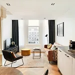 Damrak Short * Άμστερνταμ